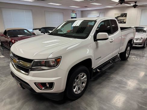 Used 2016 Chevrolet Colorado LT w/ LT Convenience Package AWD/4WD image 13