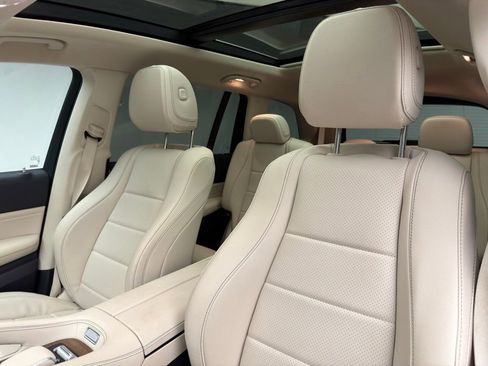 Used 2024 Mercedes-Benz GLS 450 GLS 450 image 8