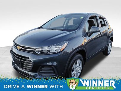 Used 2022 Chevrolet Trax LS w/ Tint and Cruise Package