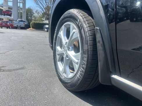 Used 2023 Honda HR-V LX image 10