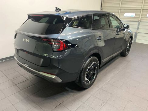 New 2026 Kia Sportage S image 3