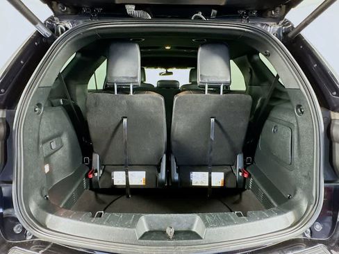 Certified 2019 Ford Explorer XLT w/ Equipment Group 202A image 21