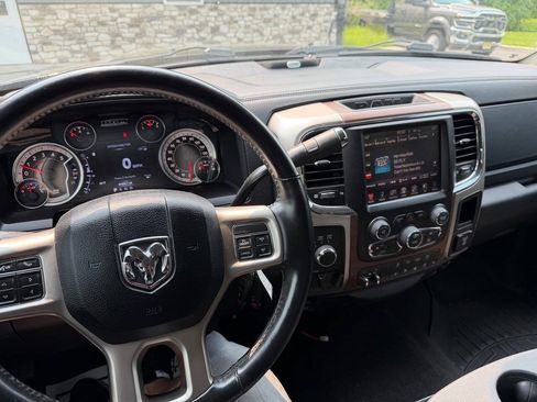 Used 2015 RAM 2500 Laramie AWD/4WD image 18