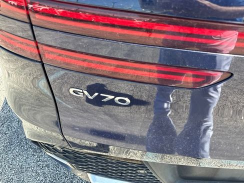 Used 2025 Genesis GV70 2.5T AWD/4WD image 23