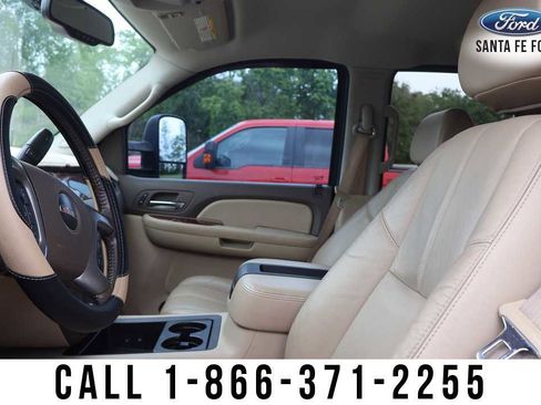 Used 2009 GMC Sierra 2500 SLT w/ Entertainment Package image 12