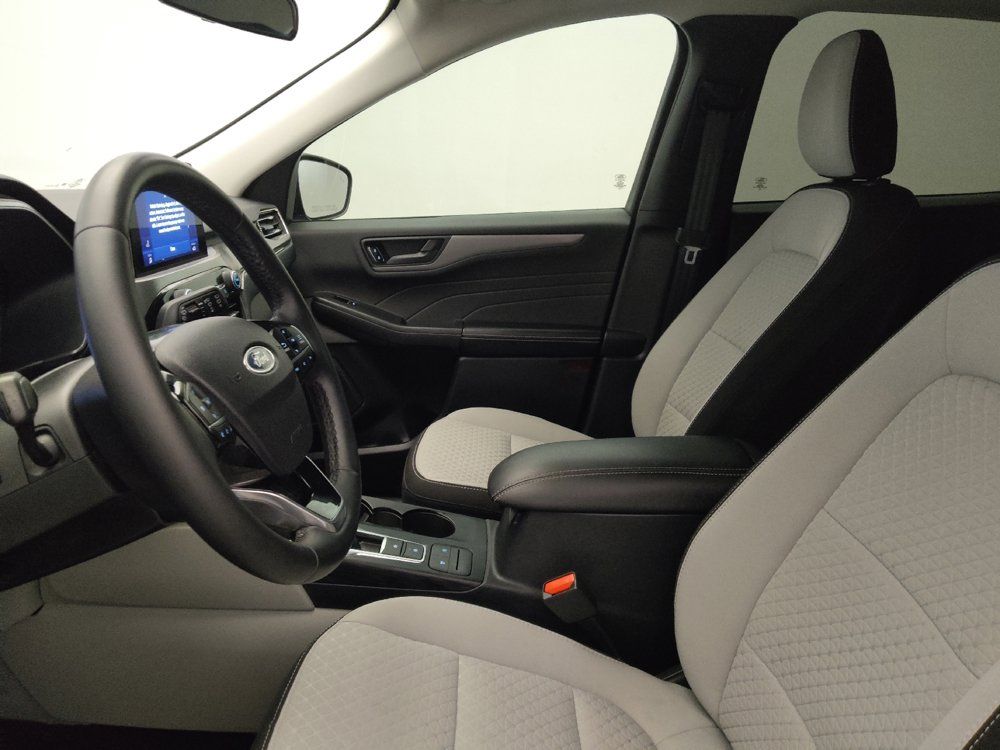 Used 2023 Ford Escape Active AWD/4WD image 17