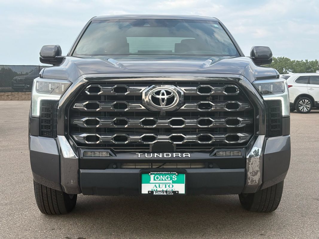 Used 2024 Toyota Tundra Platinum AWD/4WD image 3