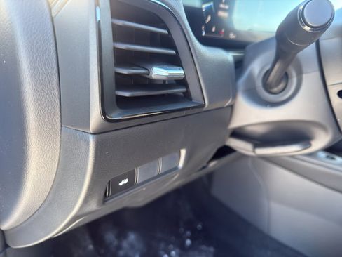 New 2026 Nissan Sentra SR image 14