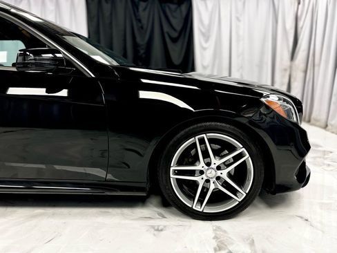 Used 2016 Mercedes-Benz E 350 4MATIC Wagon image 13