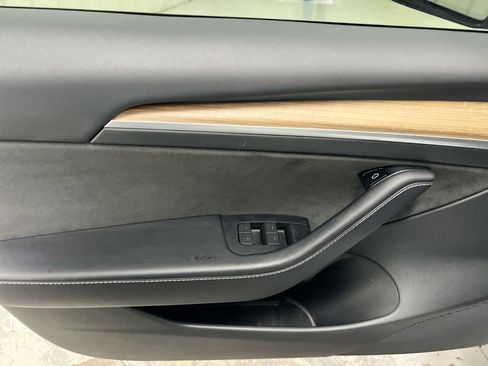 Used 2023 Tesla Model 3 Standard Range RWD image 19