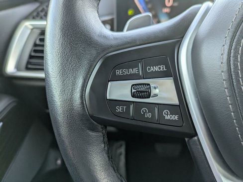 Used 2025 BMW X5 xDrive50e image 28