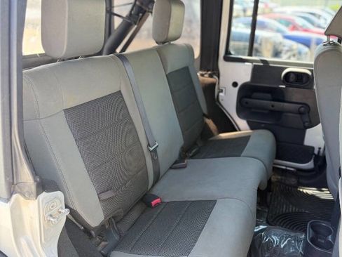 Used 2010 Jeep Wrangler Unlimited Sport image 9