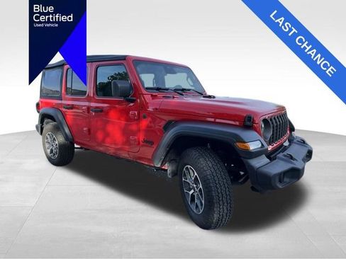 Used 2026 Jeep Wrangler Unlimited Sport AWD/4WD image 9