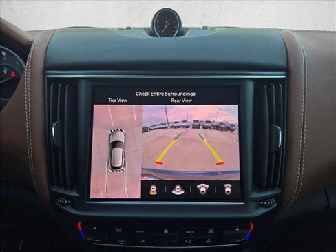 Used 2023 Maserati Levante GT image 14