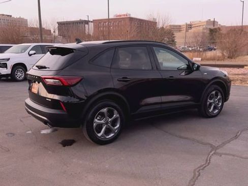 Used 2025 Ford Escape ST-Line image 8