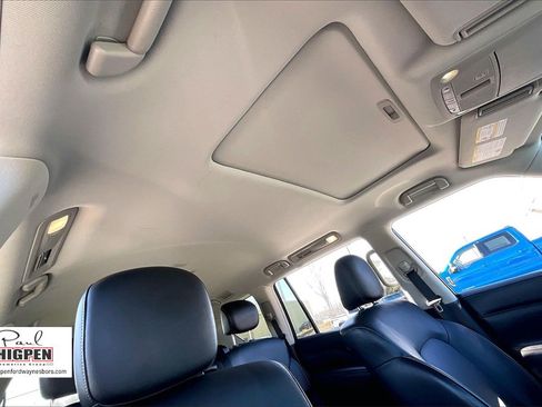 Used 2024 INFINITI QX80 Luxe image 21