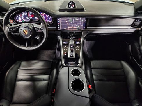 Used 2023 Porsche Panamera image 46