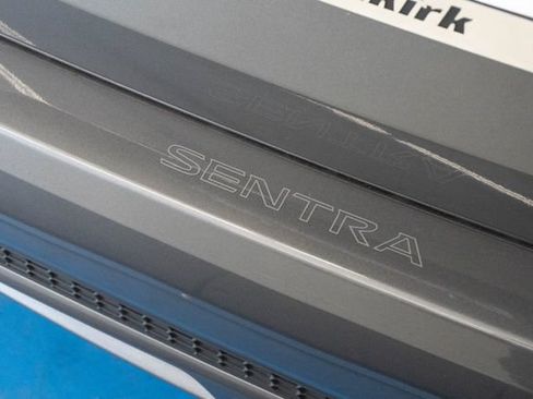 Used 2022 Nissan Sentra SR w/ Trunk Package FWD image 31