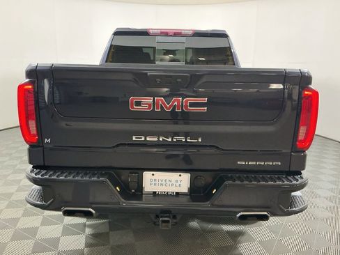 Used 2022 GMC Sierra 1500 Denali image 6