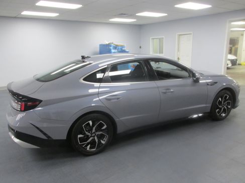 Used 2025 Hyundai Sonata SEL image 4