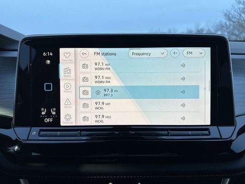 New 2026 Volkswagen Atlas Cross Sport SE AWD/4WD image 17