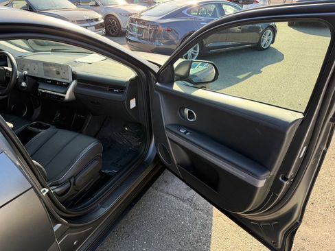 Used 2023 Hyundai Ioniq 5 SEL image 38