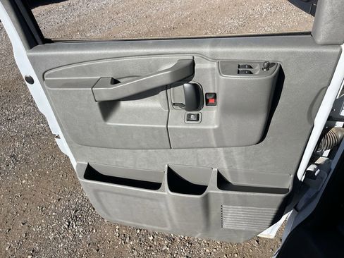 New 2025 GMC Savana 2500 Extended w/ Driver Convenience Package image 22