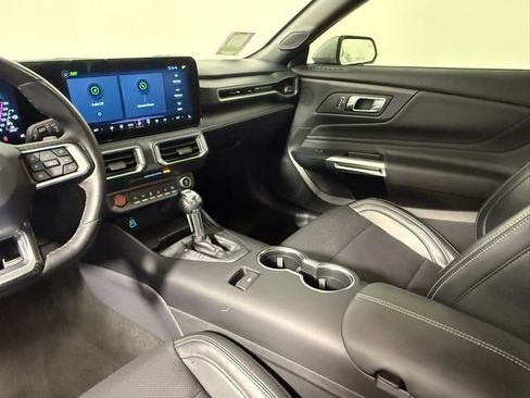 Used 2024 Ford Mustang GT Premium image 30