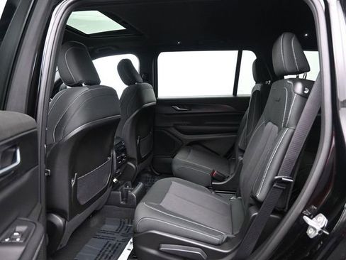 New 2026 Jeep Grand Cherokee L 4WD image 31