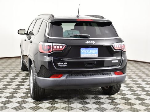 Used 2018 Jeep Compass Latitude w/ Cold Weather Group AWD/4WD image 7