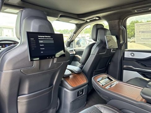 New 2026 Lincoln Navigator Black Label AWD/4WD image 20