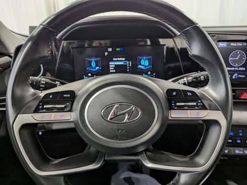 Used 2022 Hyundai Elantra SEL w/ Convenience Package image 16