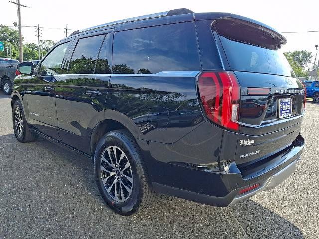 Certified 2025 Ford Expedition Platinum AWD/4WD image 4