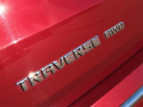 Used 2019 Chevrolet Traverse High Country image 34