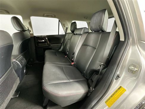 Used 2024 Toyota 4Runner TRD Off-Road Premium image 25