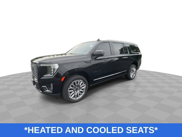 Used 2023 GMC Yukon XL Denali Ultimate AWD/4WD image 5