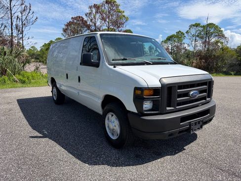 Used 2008 Ford E-250 and Econoline 250 RWD image 7