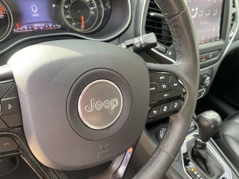 Used 2023 Jeep Cherokee Altitude Lux AWD/4WD image 55