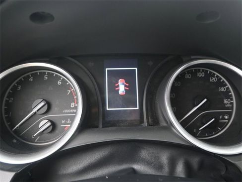 Used 2023 Toyota Camry LE image 9