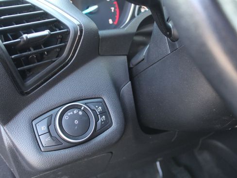 Used 2017 Ford Escape Titanium FWD image 27