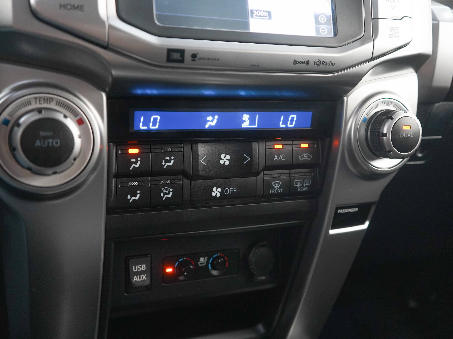 Used 2019 Toyota 4Runner Limited AWD/4WD image 24