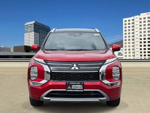 New 2025 Mitsubishi Outlander SEL image 2