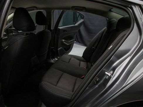 Used 2024 Nissan Altima 2.5 SV image 20