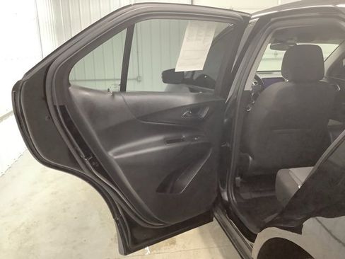 Used 2019 Chevrolet Equinox LT image 12