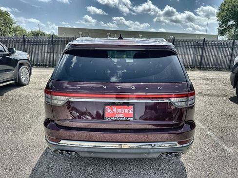 Used 2020 Lincoln Aviator Reserve w/ Equipment Group 201A AWD/4WD image 7