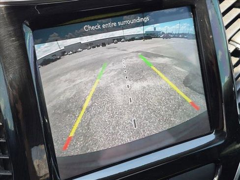 Used 2020 Jeep Cherokee Limited FWD image 12
