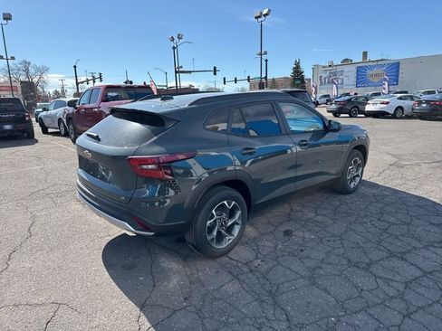 New 2026 Chevrolet Trax LT w/ Driver Confidence Package image 8