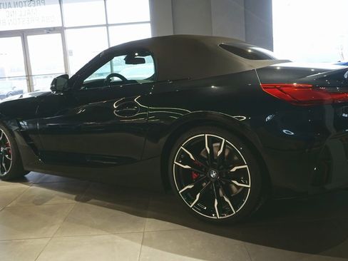 New 2026 BMW Z4 M40i w/ Premium Package image 7