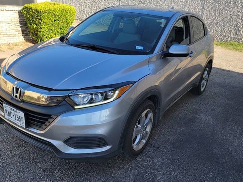 Used 2019 Honda HR-V LX image 27