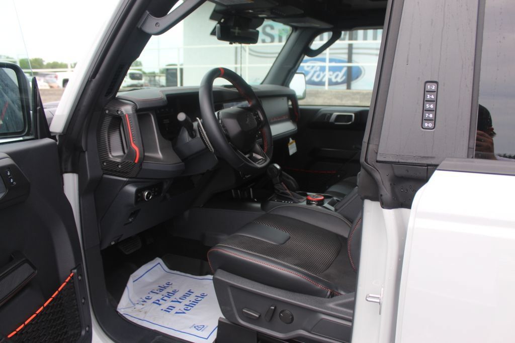 New 2026 Ford Bronco Raptor w/ Interior Carbon Fiber Pack AWD/4WD image 24